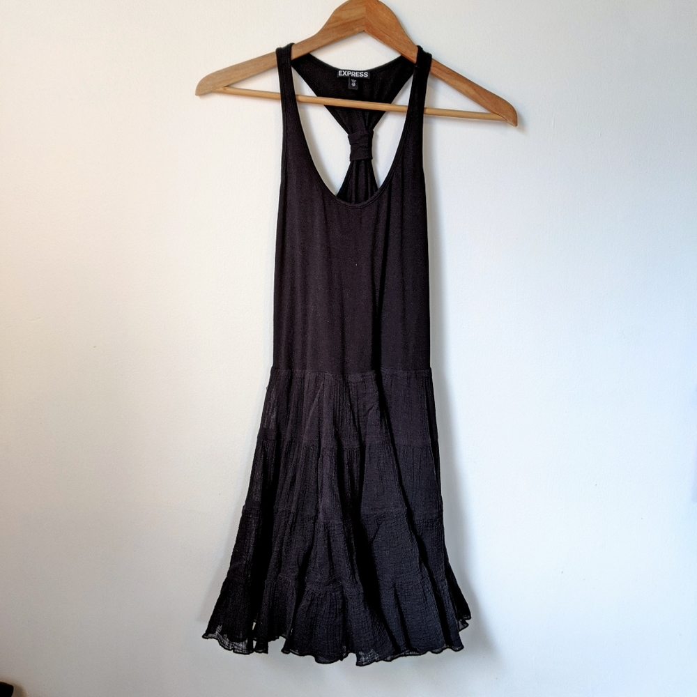 Express- black dress